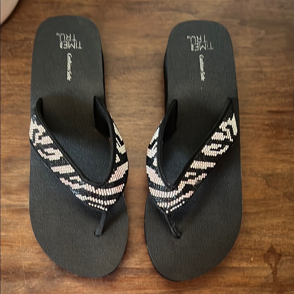 Time and Tru Black and White Beaded Sandals